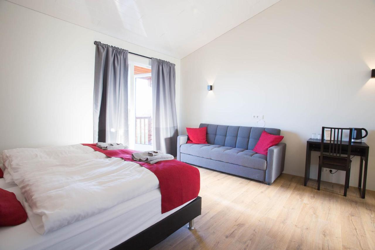 Guesthouse Fludir Kültér fotó